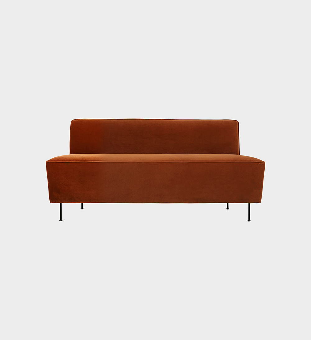 Tinnappelmetz-Gubi-Modern Line Sofa-1